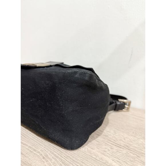 Fendi Mamm Baguette Suede and Leather Shoulder Handbag with FF Logo Buckle - Picture 6 of 12